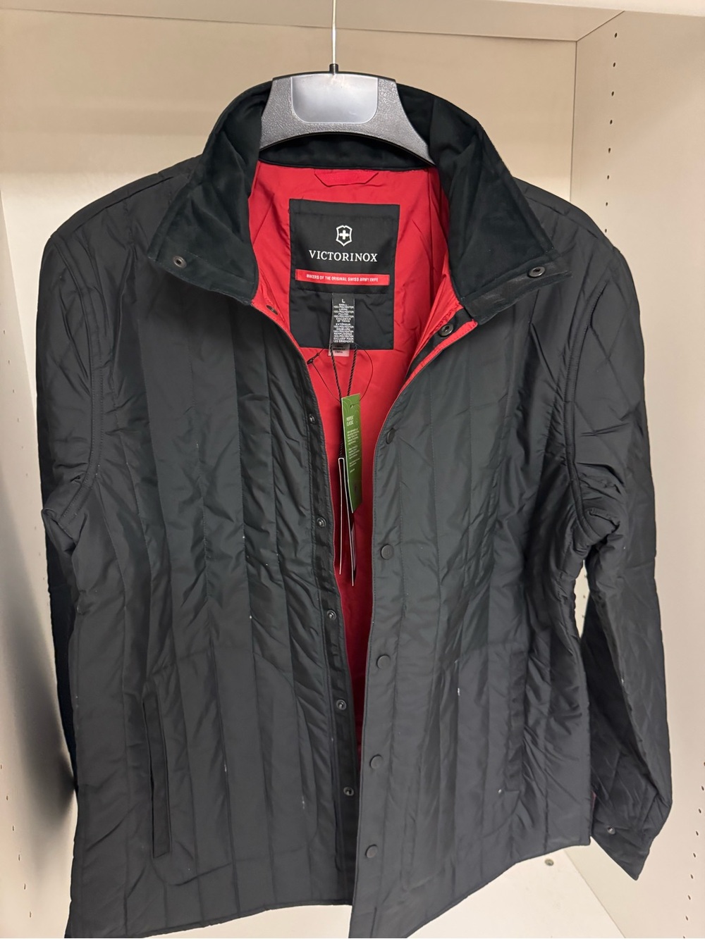 Victorinox Men’s Black Quilted Puffer Jacket with Red Lining